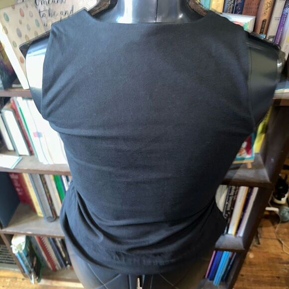 Madewell XS black minimalist elevated basic v-neck top - Picture 2 of 3